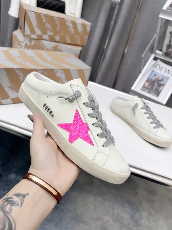 Golden Goose Shoe 